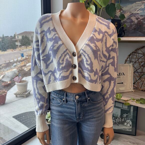 Arizona Jean Company Sweaters - Arizona Jean Co. Purple & Ivory Knit Cropped Button Front Cardigan, Medium